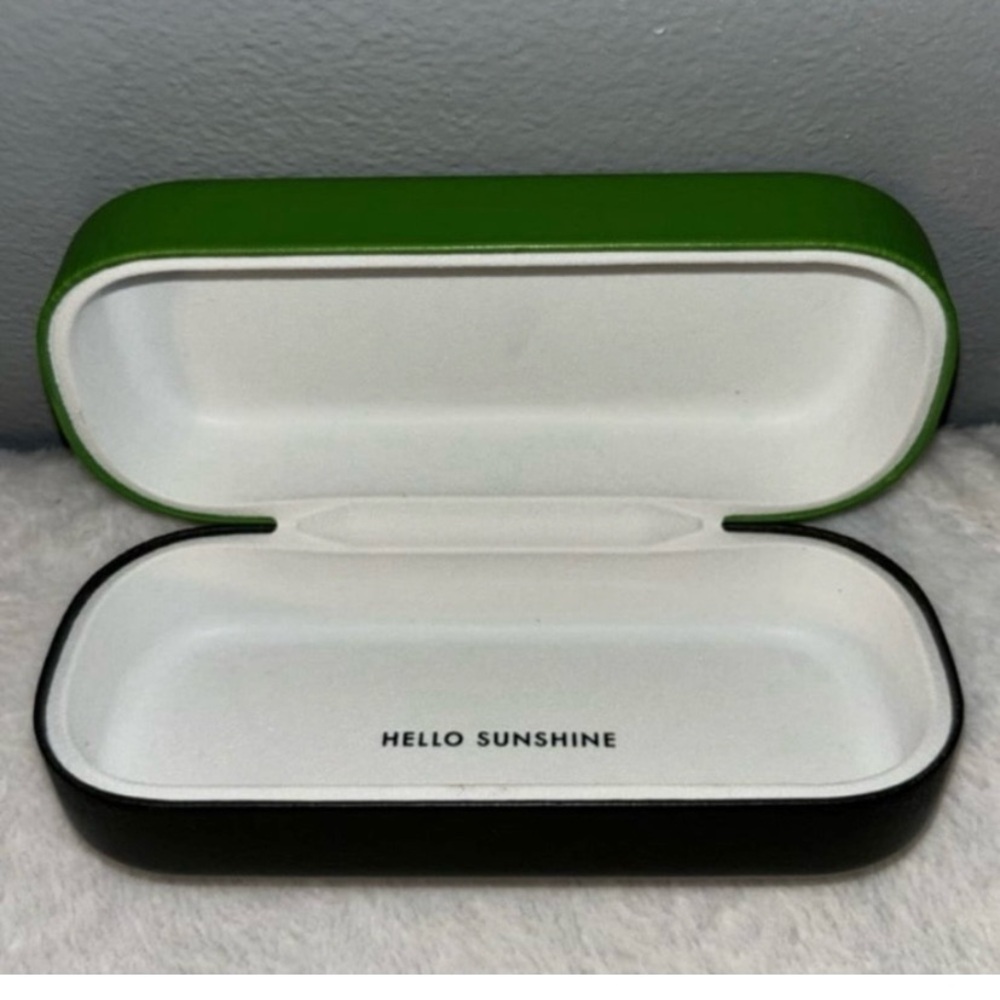 Kate Spade Vibrant Green Glasses Case - Picture 4 of 10